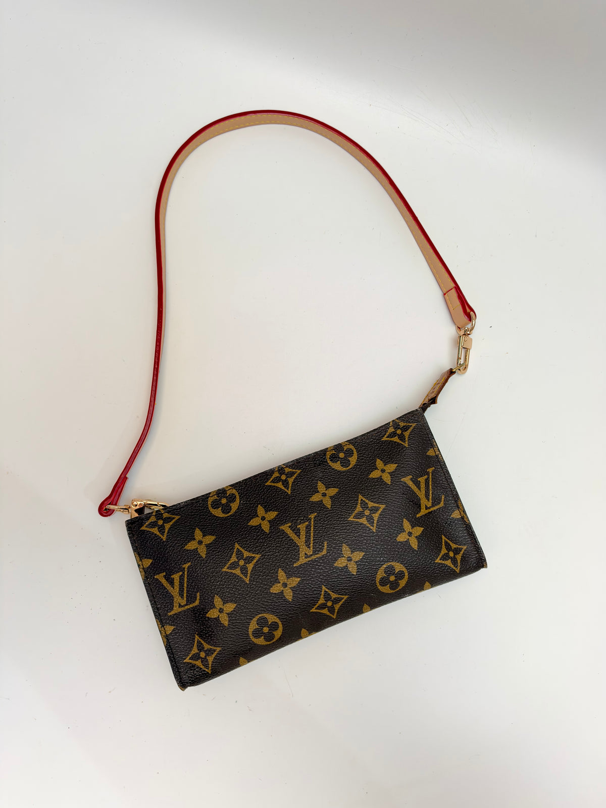Louis Vuitton Pochette