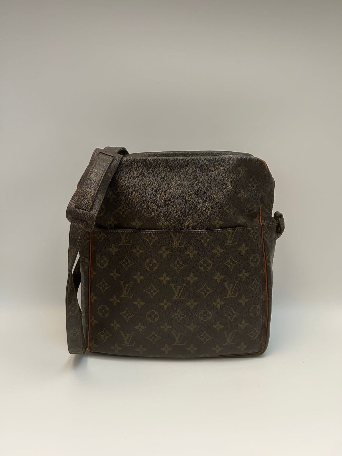Louis Vuitton Marceau