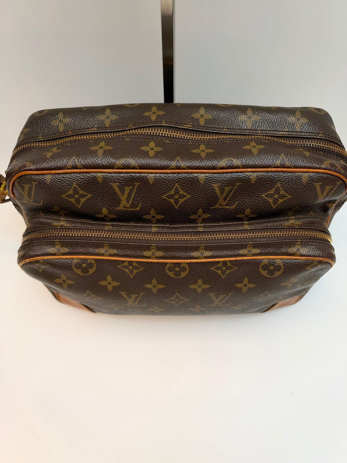 Louis Vuitton Nile