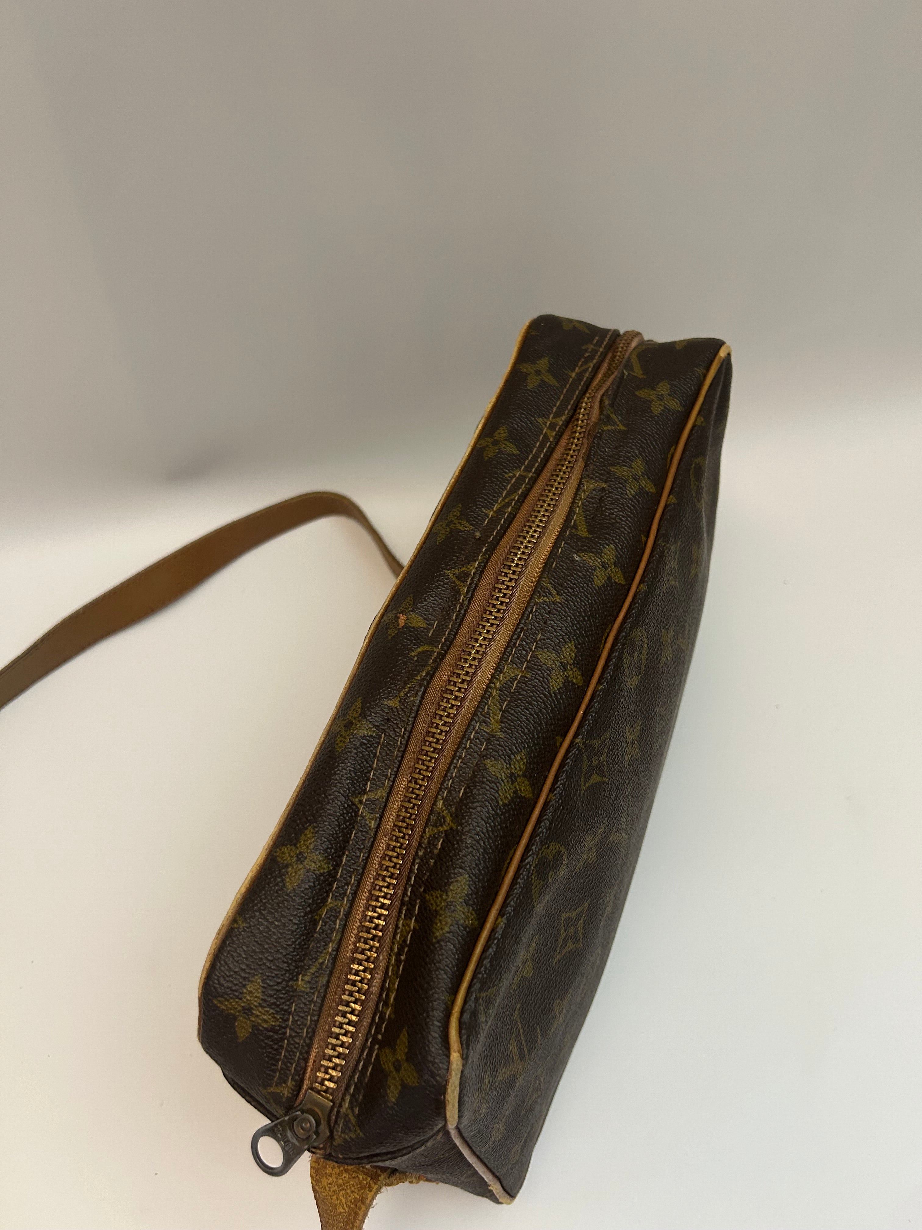 Louis Vuitton Brown Crossbody U.S.A