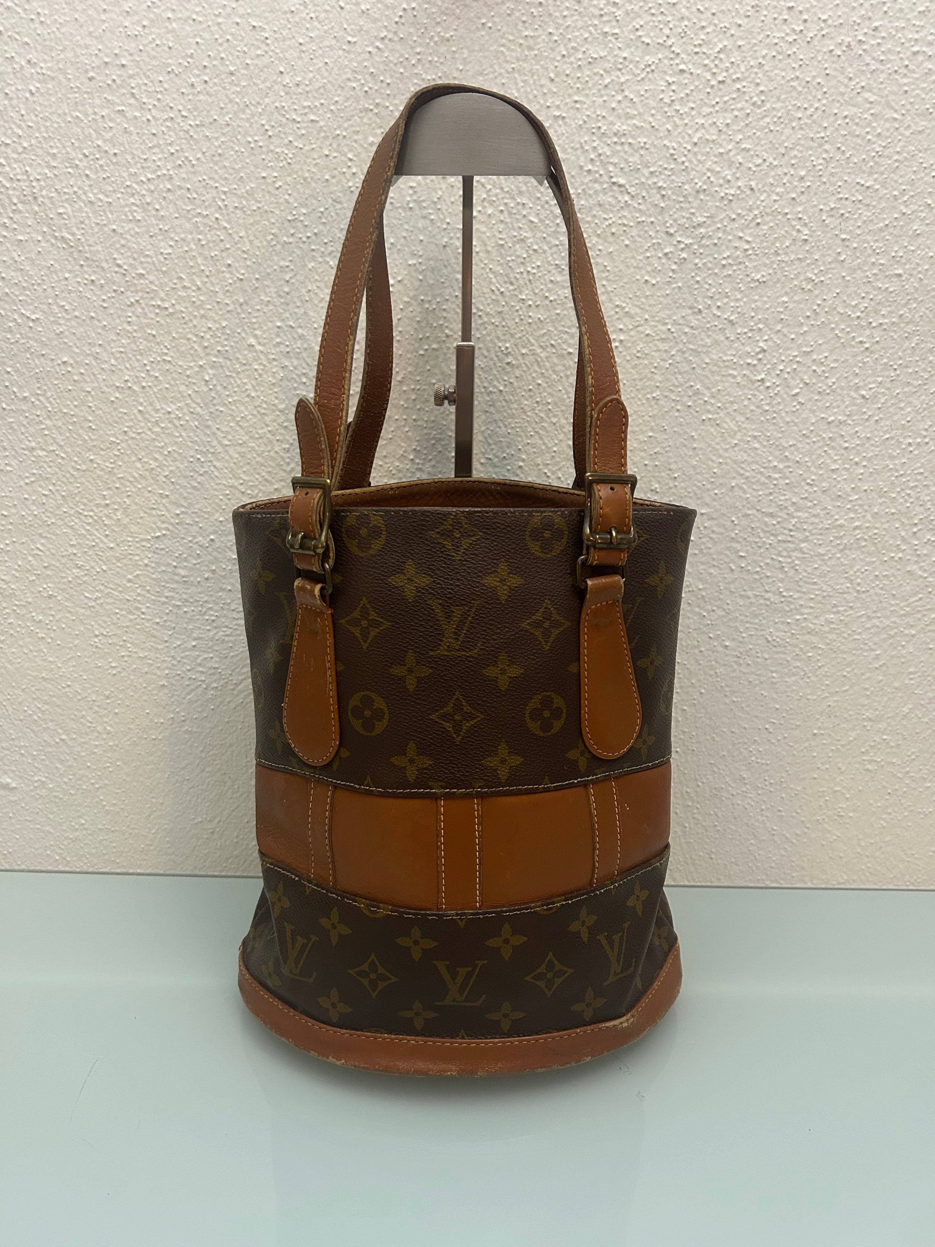 Louis Vuitton Marais
