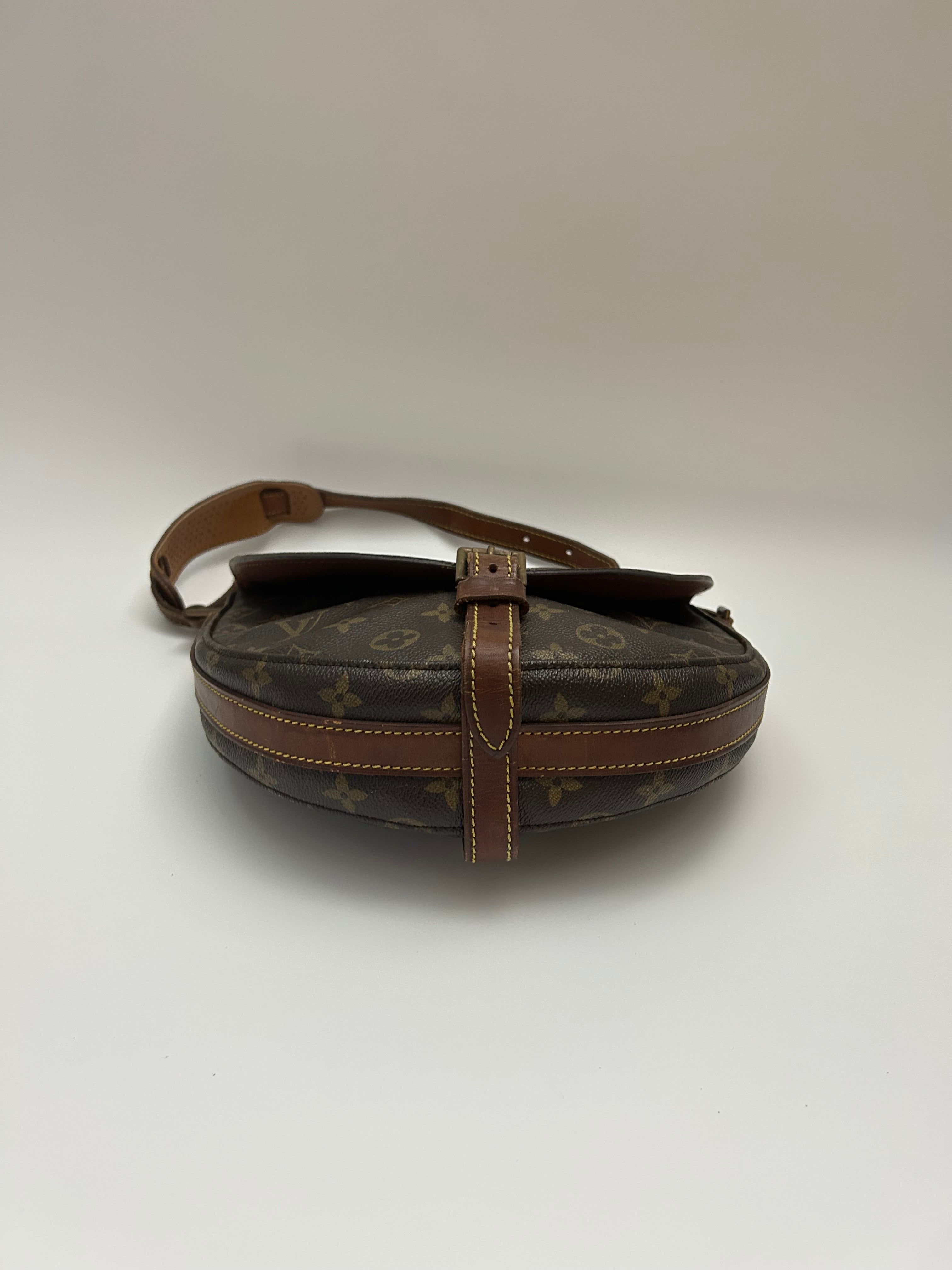 Louis Vuitton Chantilly