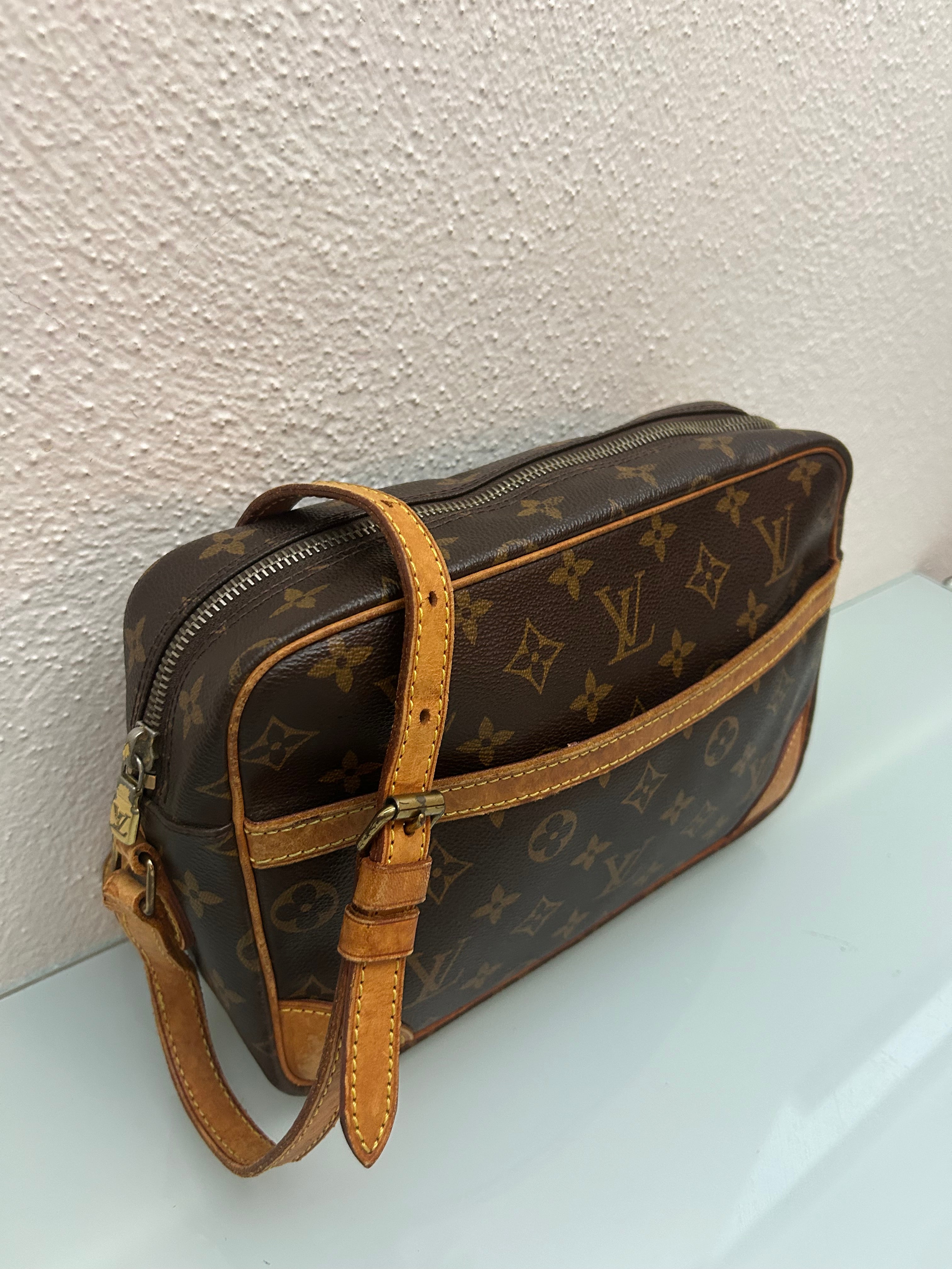 Louis Vuitton Trocadéro MM