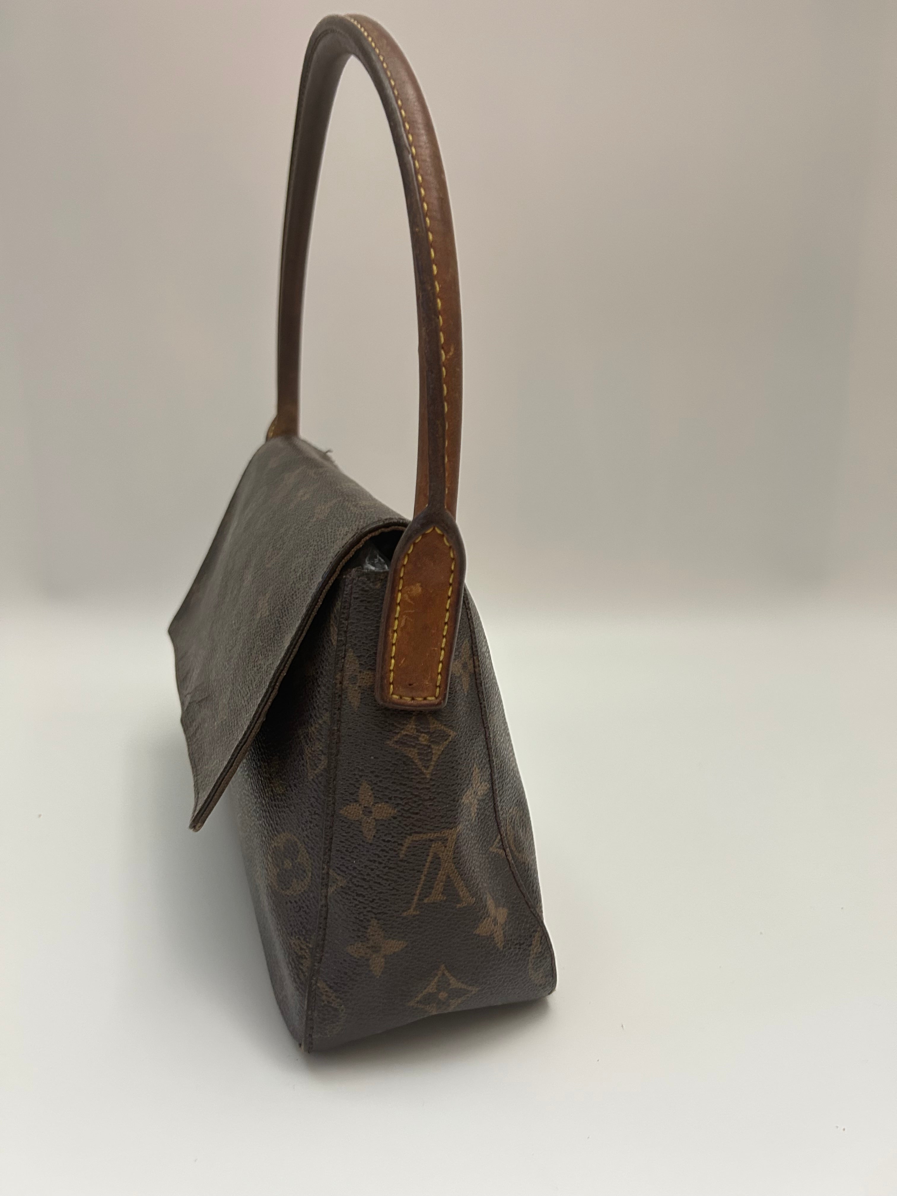 Louis Vuitton Mini Looping