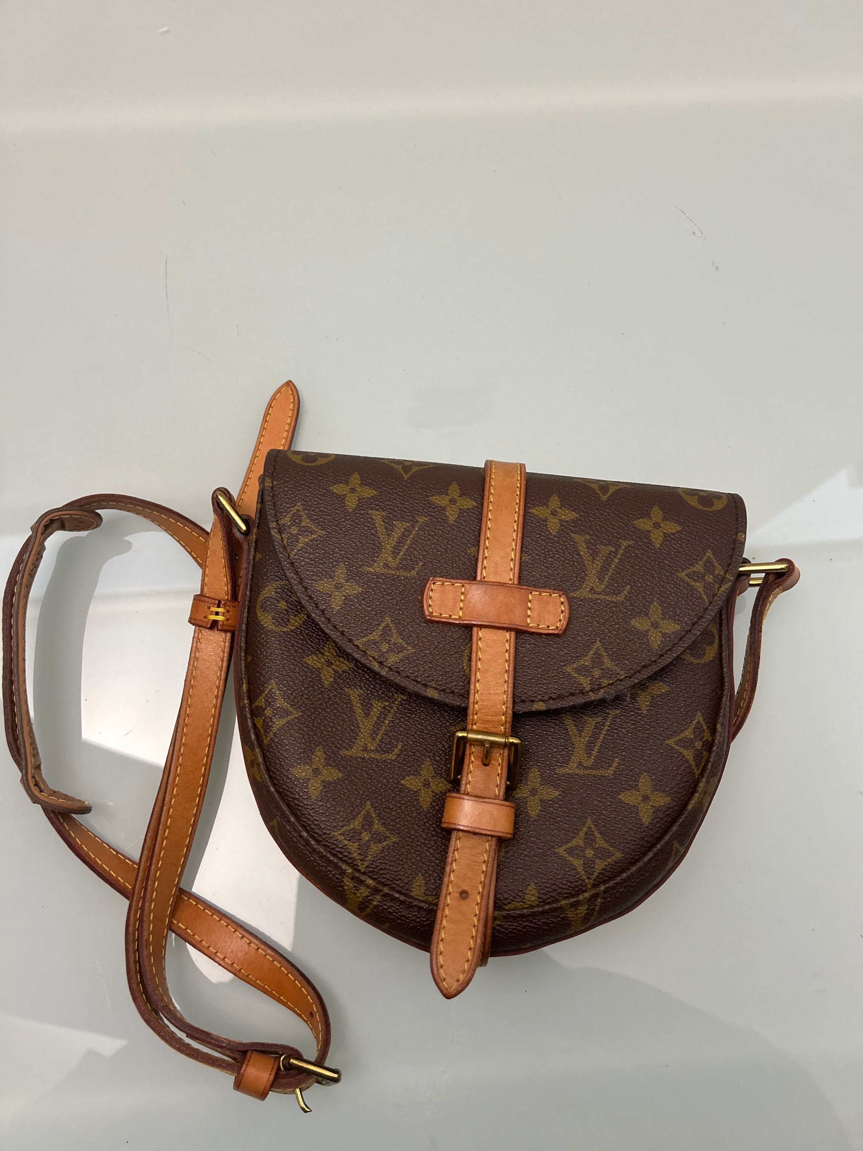 Louis Vuitton Chantilly