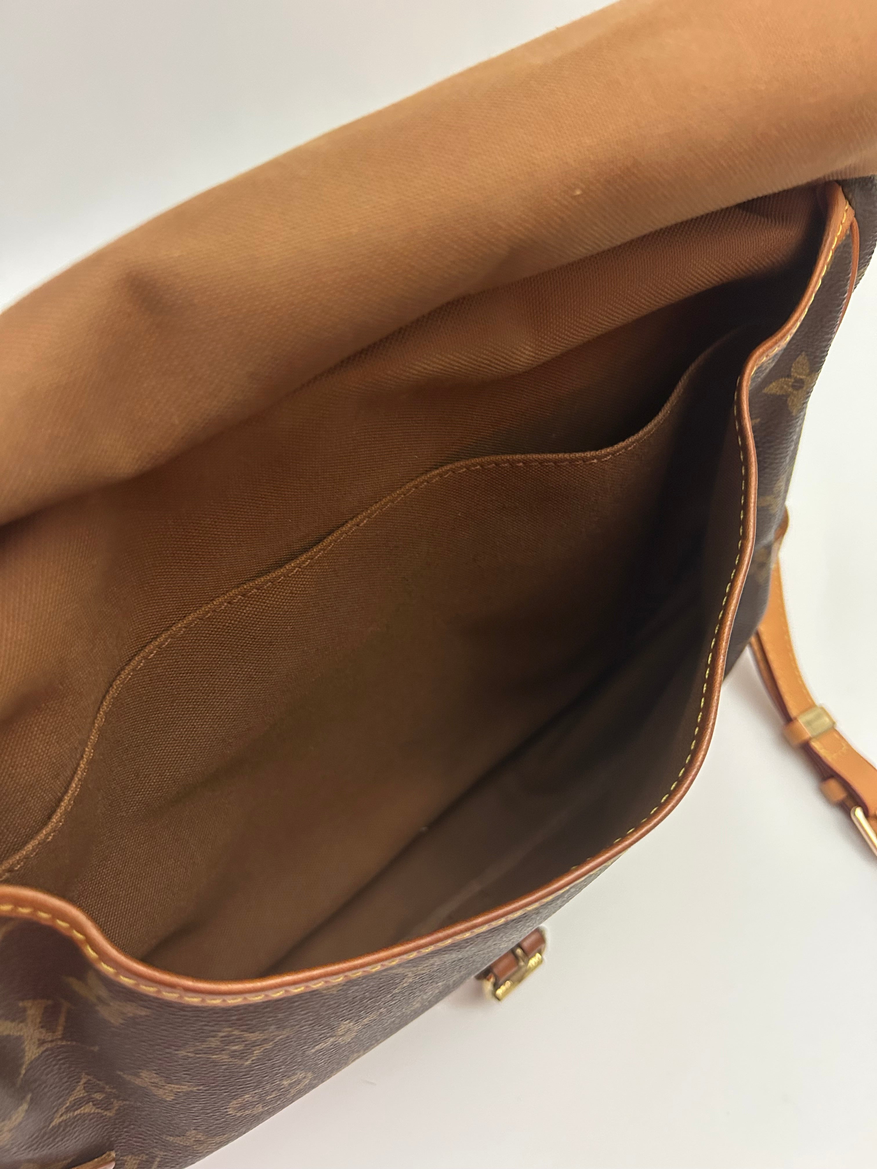 Louis Vuitton Saumur PM