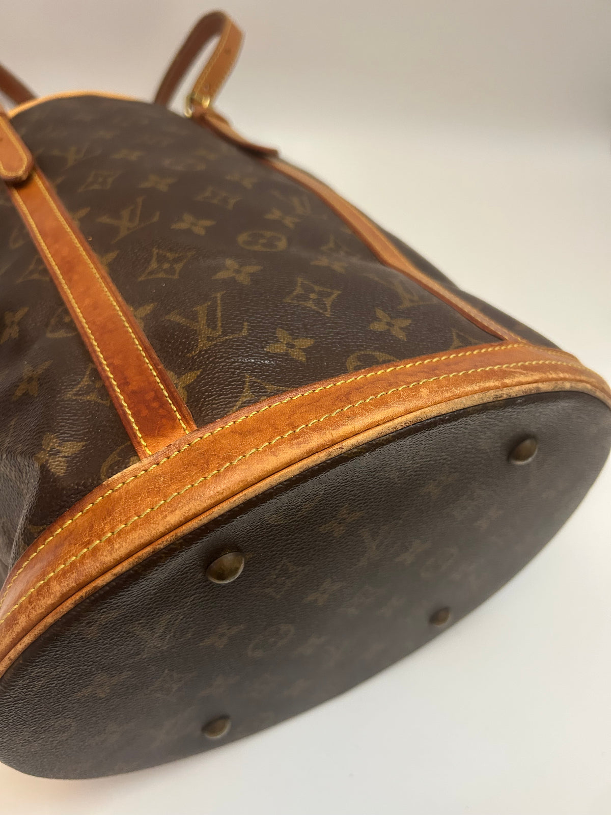 Louis Vuitton Marais Bucket