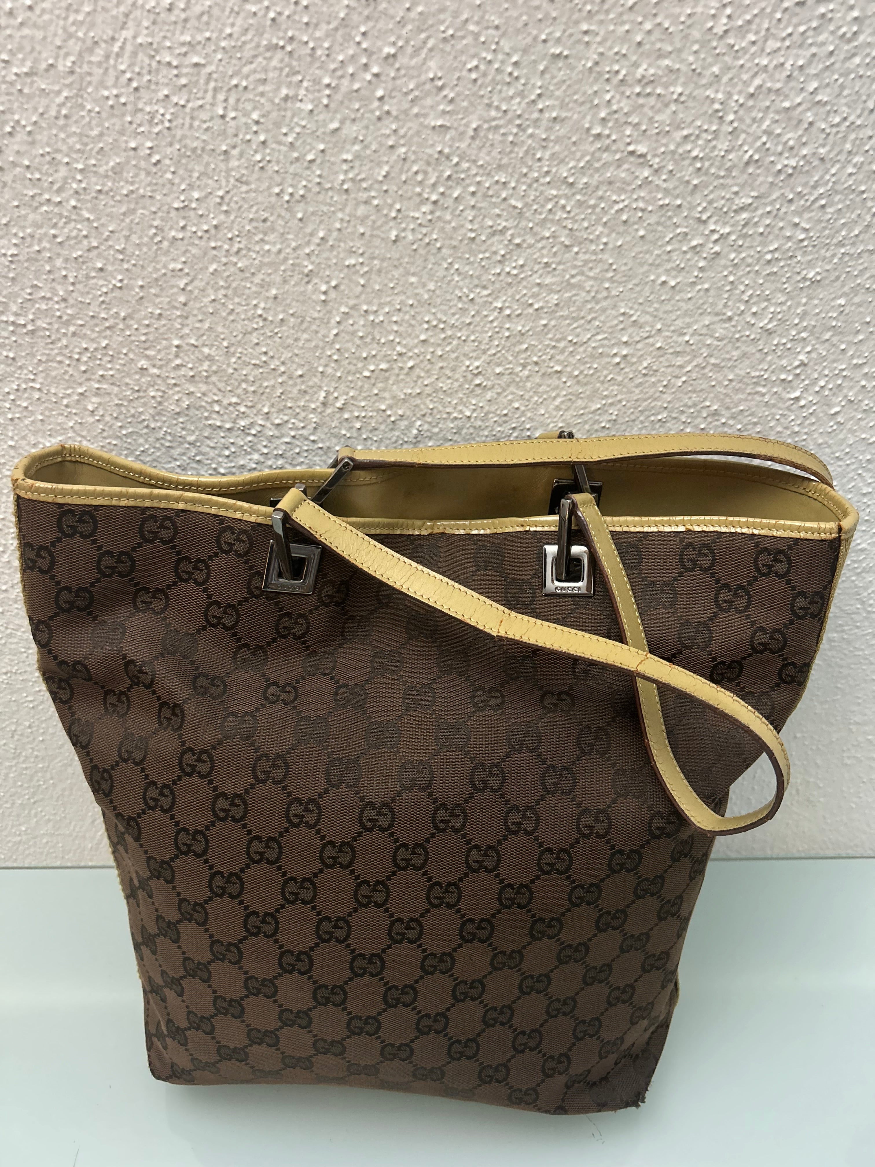 Gucci Bucket