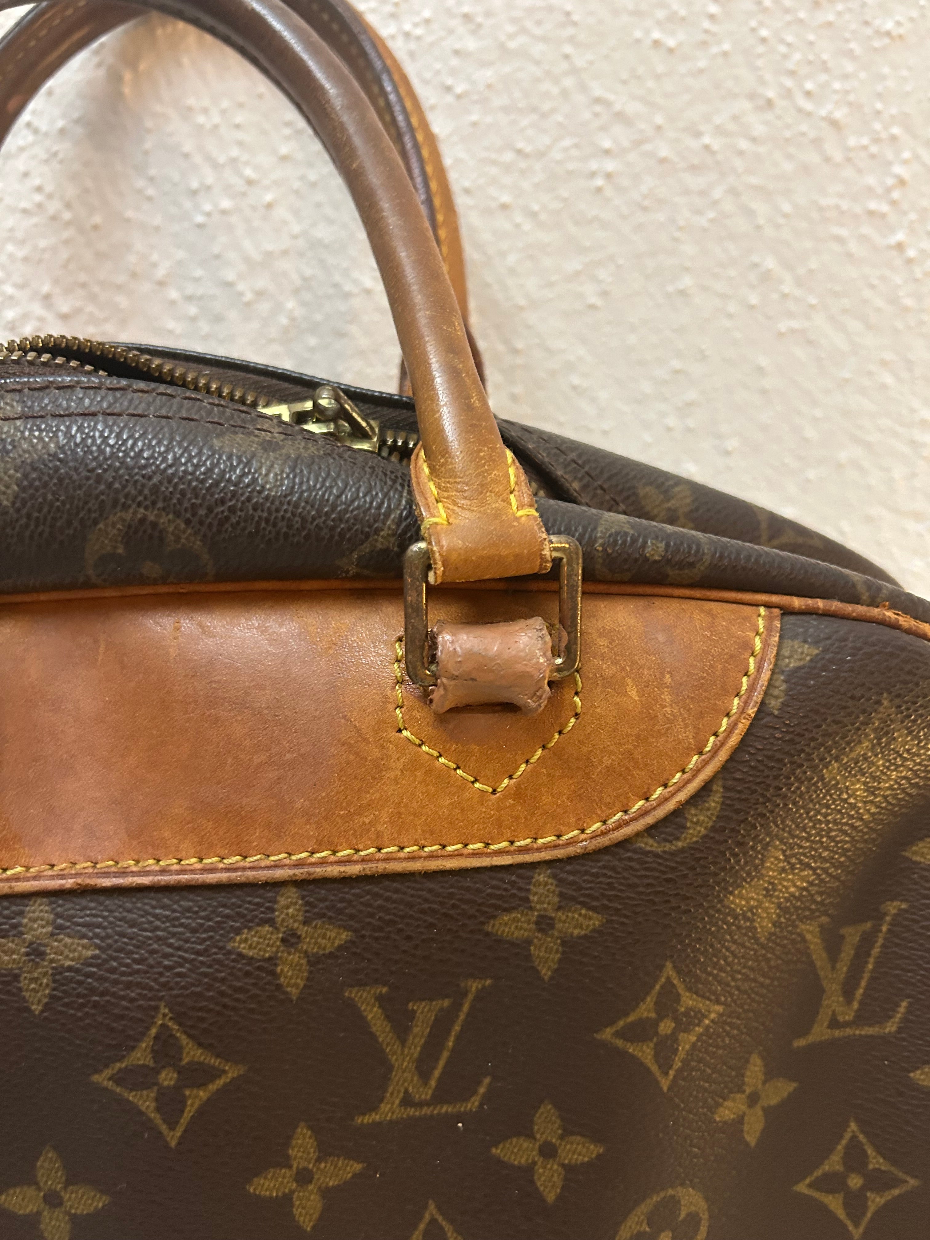 Louis Vuitton Deaudeville
