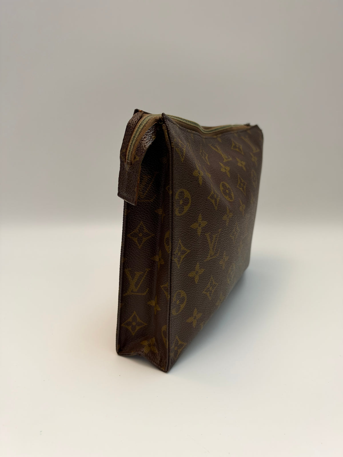 Louis Vuitton Clutch
