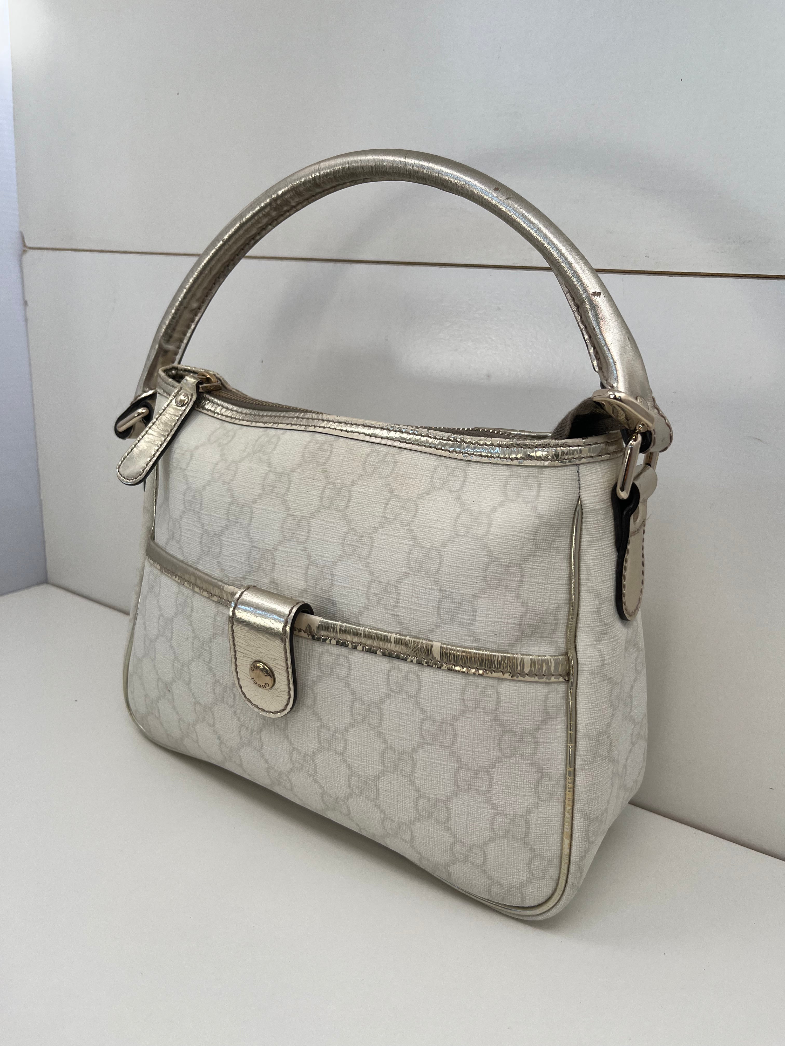 Gucci Leather Shoulder Bag